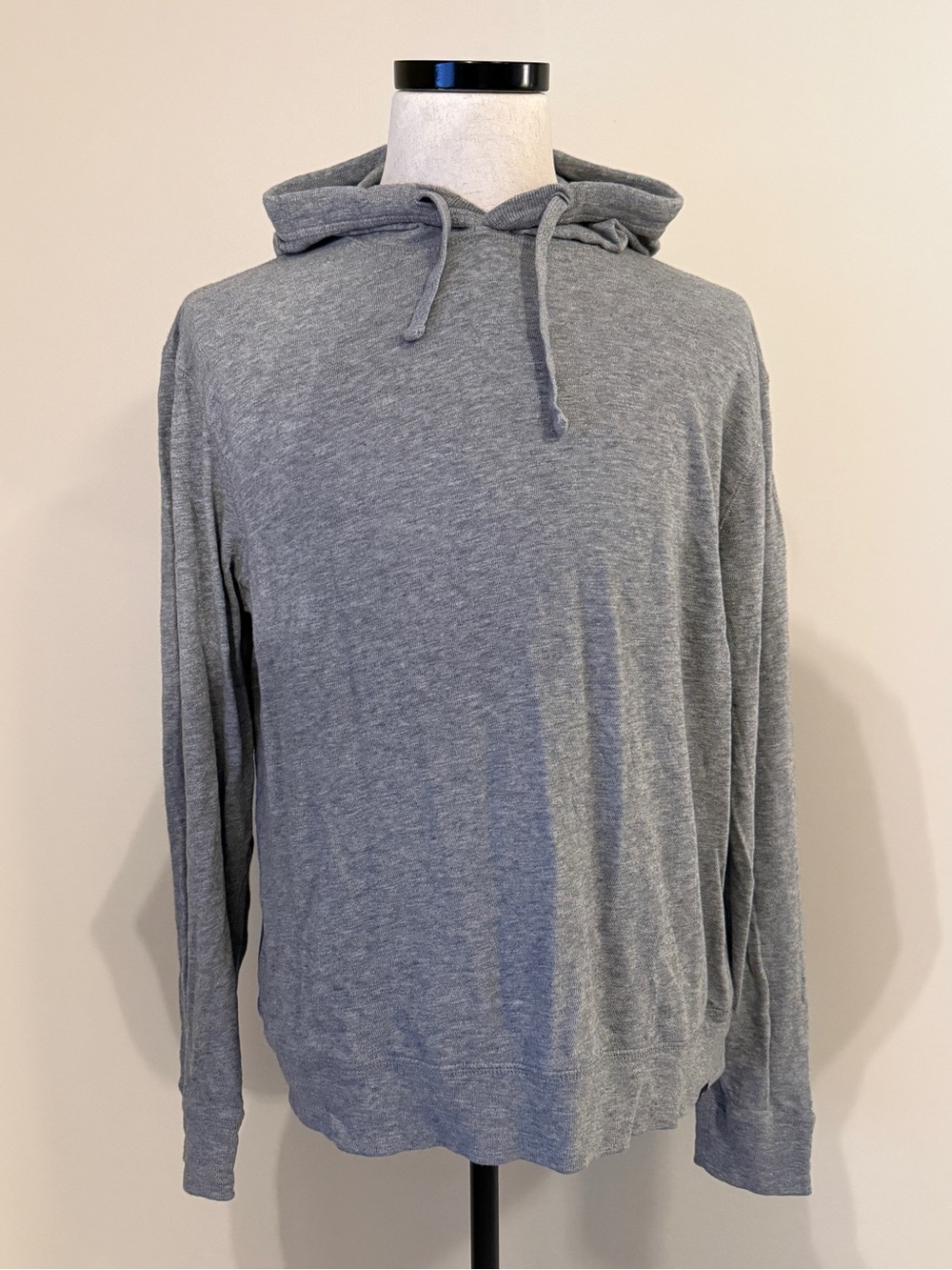 Faherty Sunwashed Organic Hoodie in Grey
